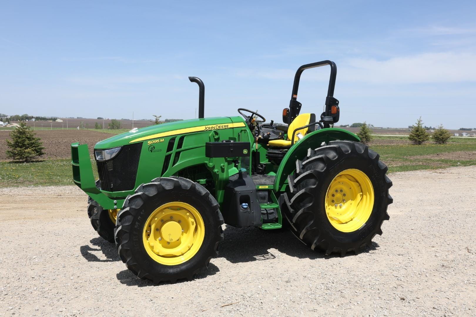 2023 John Deere 5095M Equipment Image0