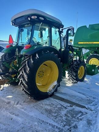 Image of John Deere 5095M equipment image 4