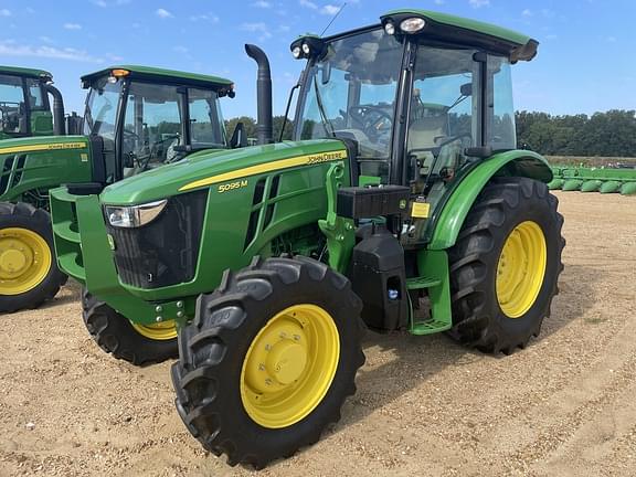 Image of John Deere 5095M Primary image