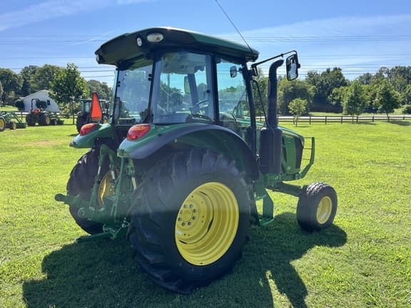 Image of John Deere 5095M equipment image 2