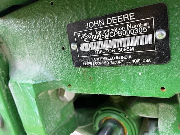 Image of John Deere 5095M equipment image 1