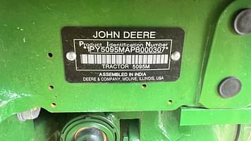 Main image John Deere 5095M 32