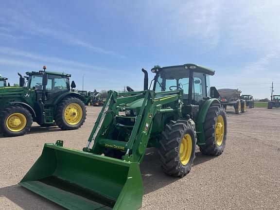Image of John Deere 5095M equipment image 1