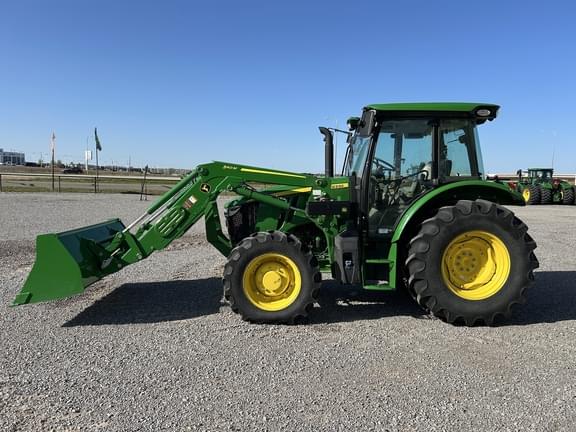 Image of John Deere 5095M equipment image 1