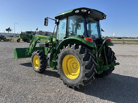 Image of John Deere 5095M equipment image 2