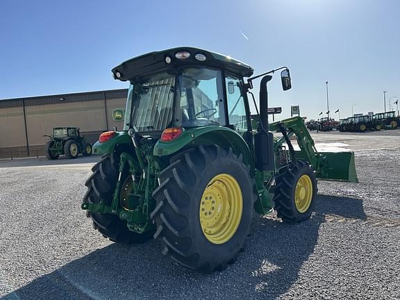 Image of John Deere 5095M equipment image 4