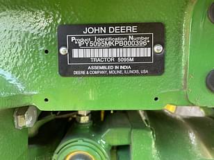 Main image John Deere 5095M 11