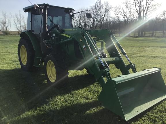 Image of John Deere 5095M equipment image 4