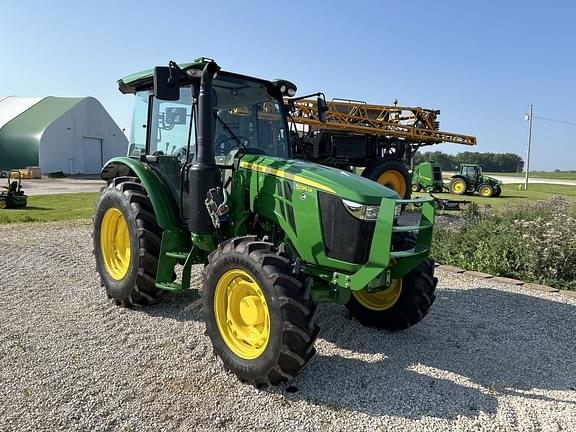 Image of John Deere 5095M equipment image 1