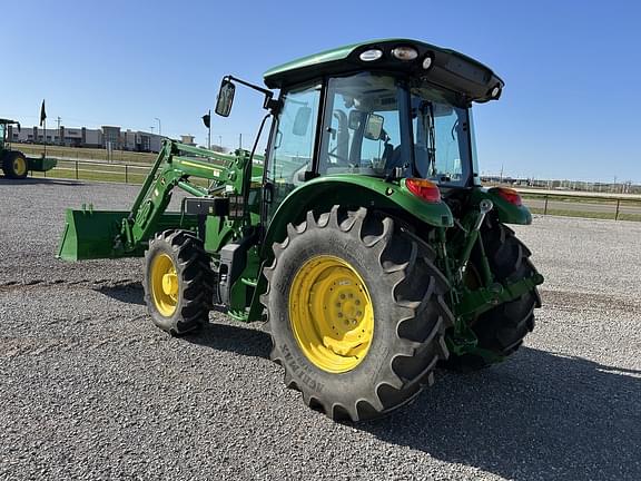 Image of John Deere 5095M equipment image 1