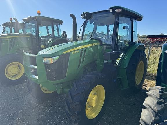 Image of John Deere 5095M equipment image 1