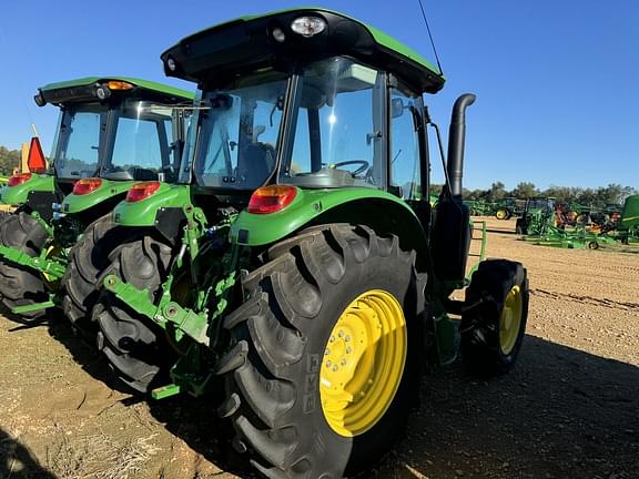 Image of John Deere 5095M equipment image 2