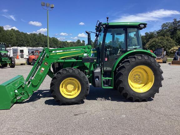 Image of John Deere 5095M equipment image 1