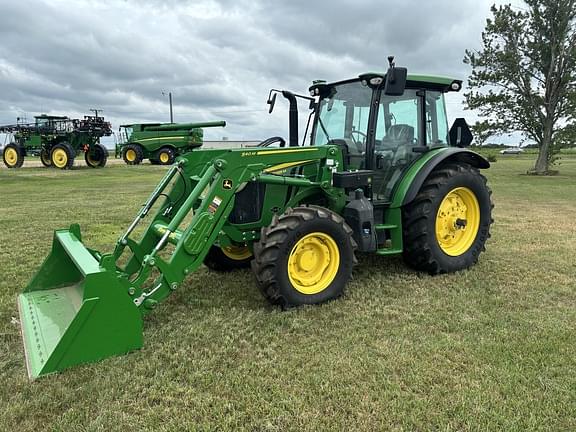 Image of John Deere 5095M equipment image 1