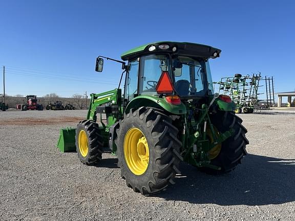 Image of John Deere 5095M equipment image 2