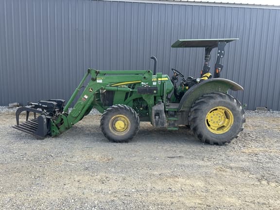 Image of John Deere 5095M Primary image