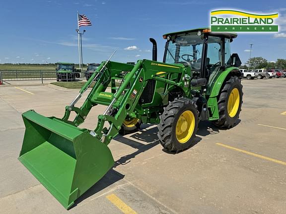 Image of John Deere 5100E equipment image 1