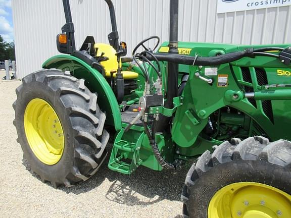 Image of John Deere 5100E equipment image 2