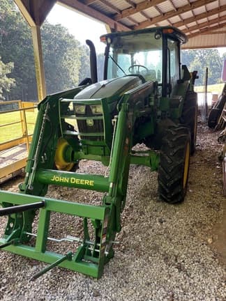 Image of John Deere 5100E equipment image 2