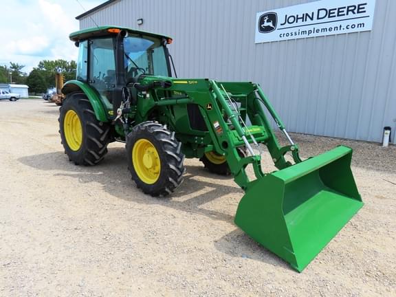 Image of John Deere 5100E equipment image 3