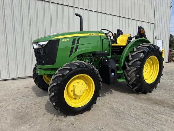 Image of John Deere 5100E equipment image 2