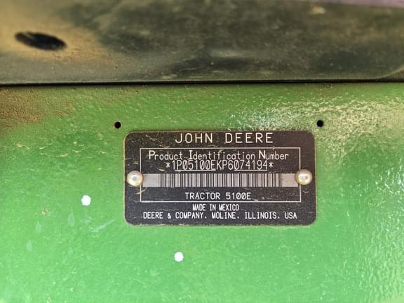 Image of John Deere 5100E equipment image 2