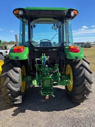 Image of John Deere 5100E equipment image 3