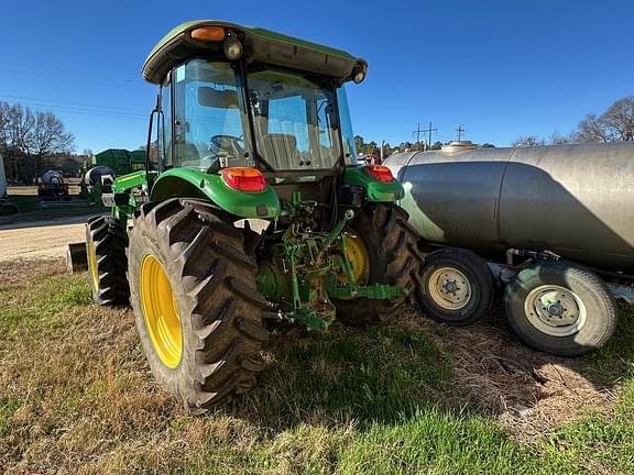 Image of John Deere 5100E equipment image 4