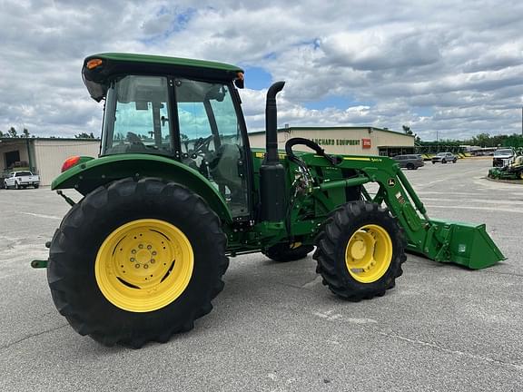 Image of John Deere 5100E equipment image 2