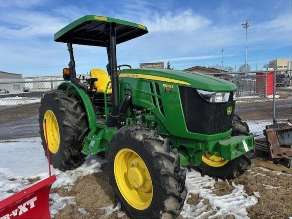 Image of John Deere 5100E Primary image