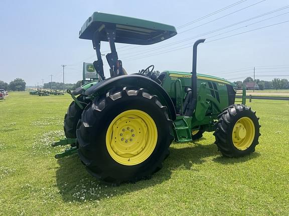 Image of John Deere 5100E equipment image 2
