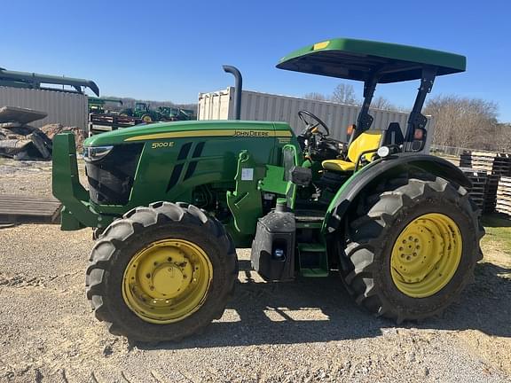 Image of John Deere 5100E equipment image 3