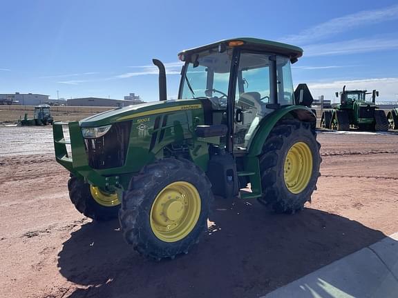 Image of John Deere 5100E equipment image 4