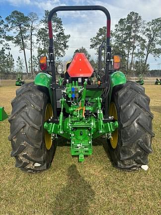 Image of John Deere 5100E equipment image 2