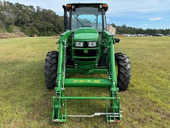 Image of John Deere 5100E equipment image 1