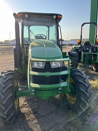 Image of John Deere 5100E equipment image 1