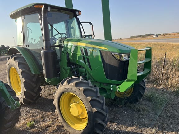 Main image John Deere 5100E