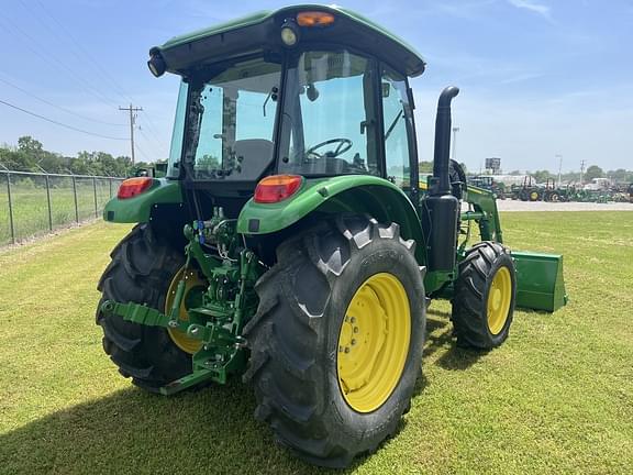 Image of John Deere 5100E equipment image 4