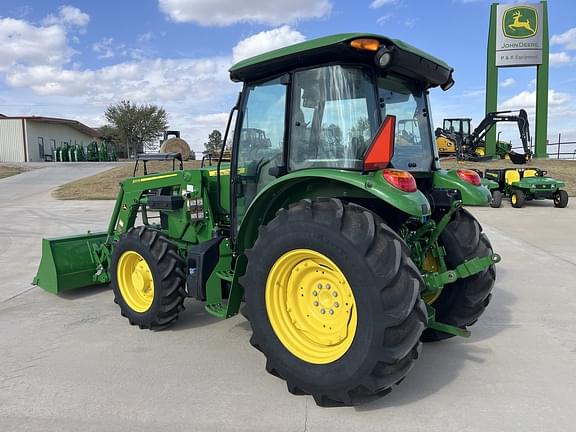 Image of John Deere 5100E equipment image 3