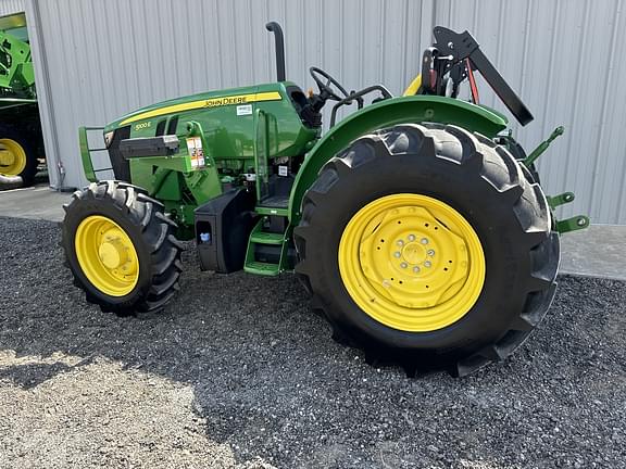 Image of John Deere 5100E equipment image 2