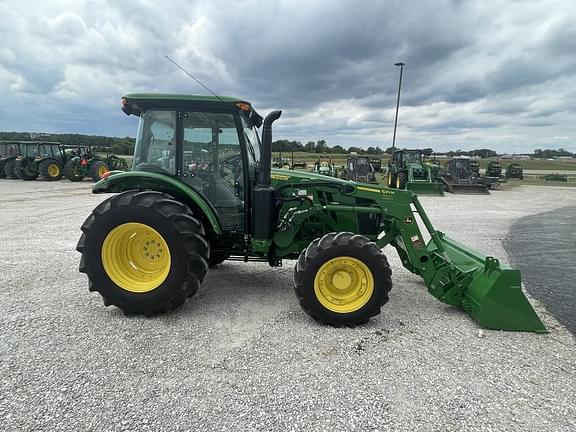 Image of John Deere 5100E equipment image 4