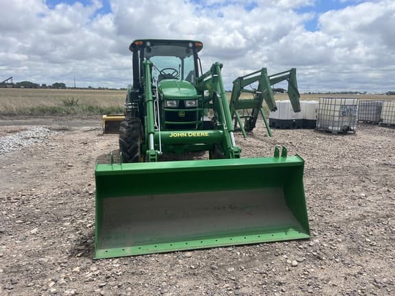 Image of John Deere 5100E equipment image 1