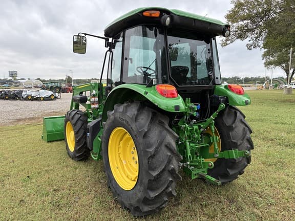 Image of John Deere 5100E equipment image 3