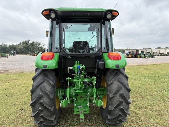 Image of John Deere 5100E equipment image 4