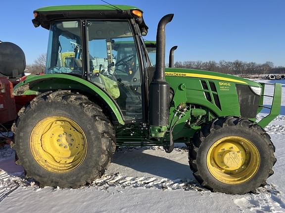 Image of John Deere 5100E Primary image