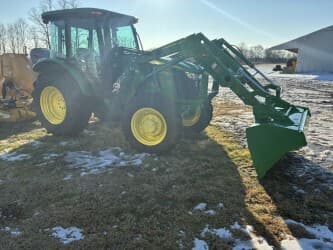 Image of John Deere 5100E equipment image 2