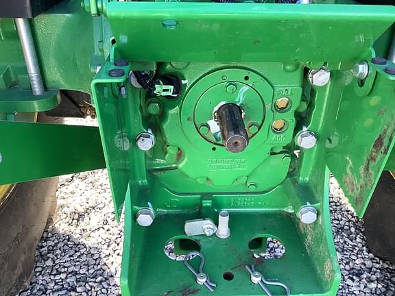 Image of John Deere 5100E equipment image 3