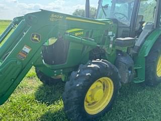 Image of John Deere 5100E equipment image 4