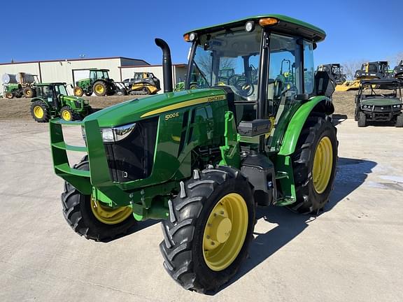 Image of John Deere 5100E equipment image 1