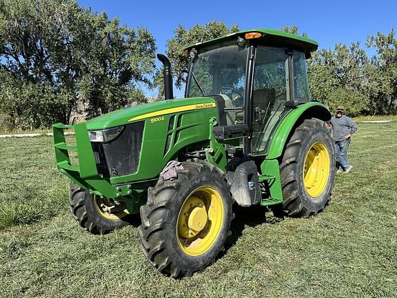 Image of John Deere 5100E Primary image